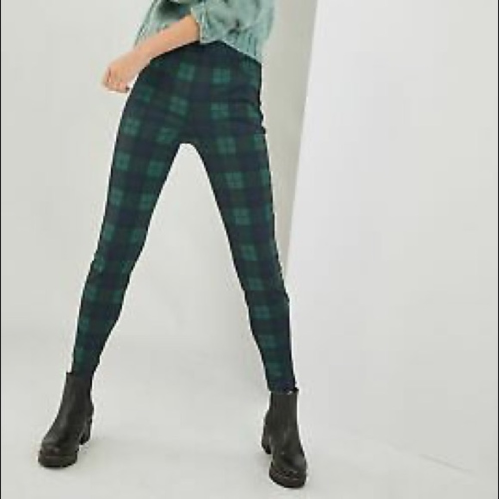 NWT Sanctuary green plaid Runway Leggings Medium